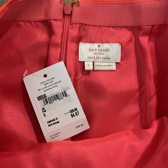 NWT Kate Spade A Line Classic Zip Back Mini Skirt in Coral Pink Geranium size 6 - Picture 2 of 5
